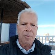 Enseigner,est une passion pour moi.Je suis prêt à mettre en œuvre tous les outils pédagogiques réaliser tous les objectifs